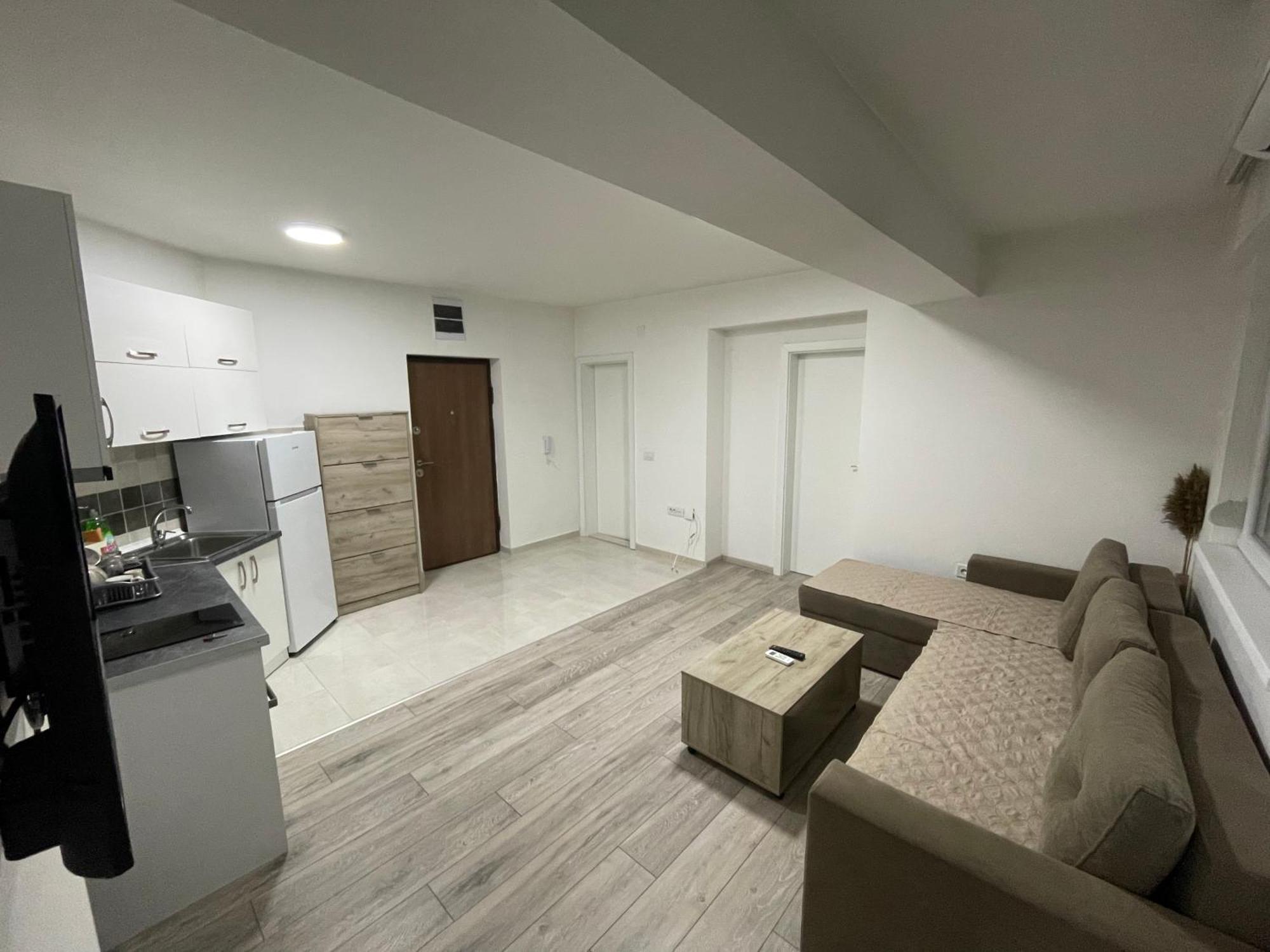 Mrn Apartment 2 Skopje Exterior foto